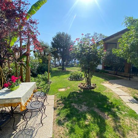 Casa vacanze Gabbianella villa con giardino lungolago Maderno Toscolano-Maderno Esterno foto